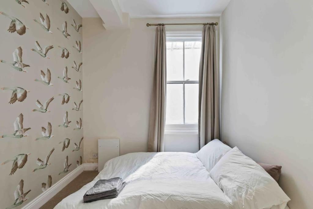 Modern 3 Bed Apartment In Tottenham London Exterior foto
